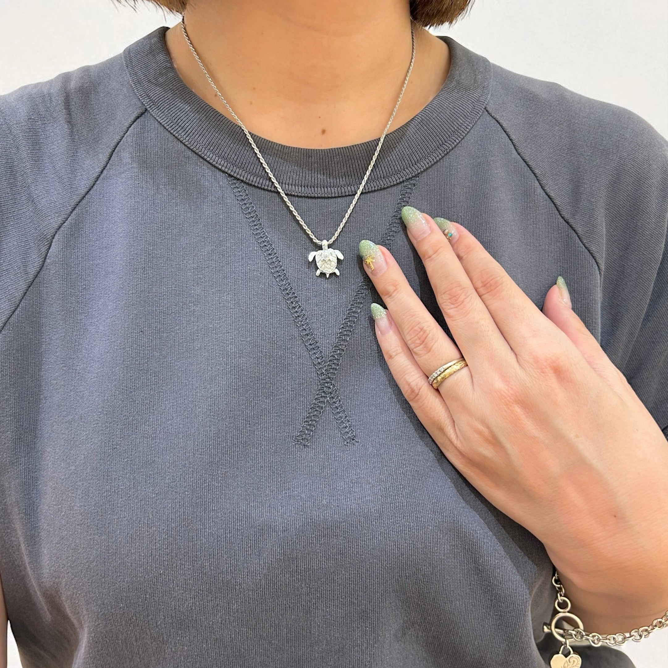 親子ホヌペンダント 【2-6529】