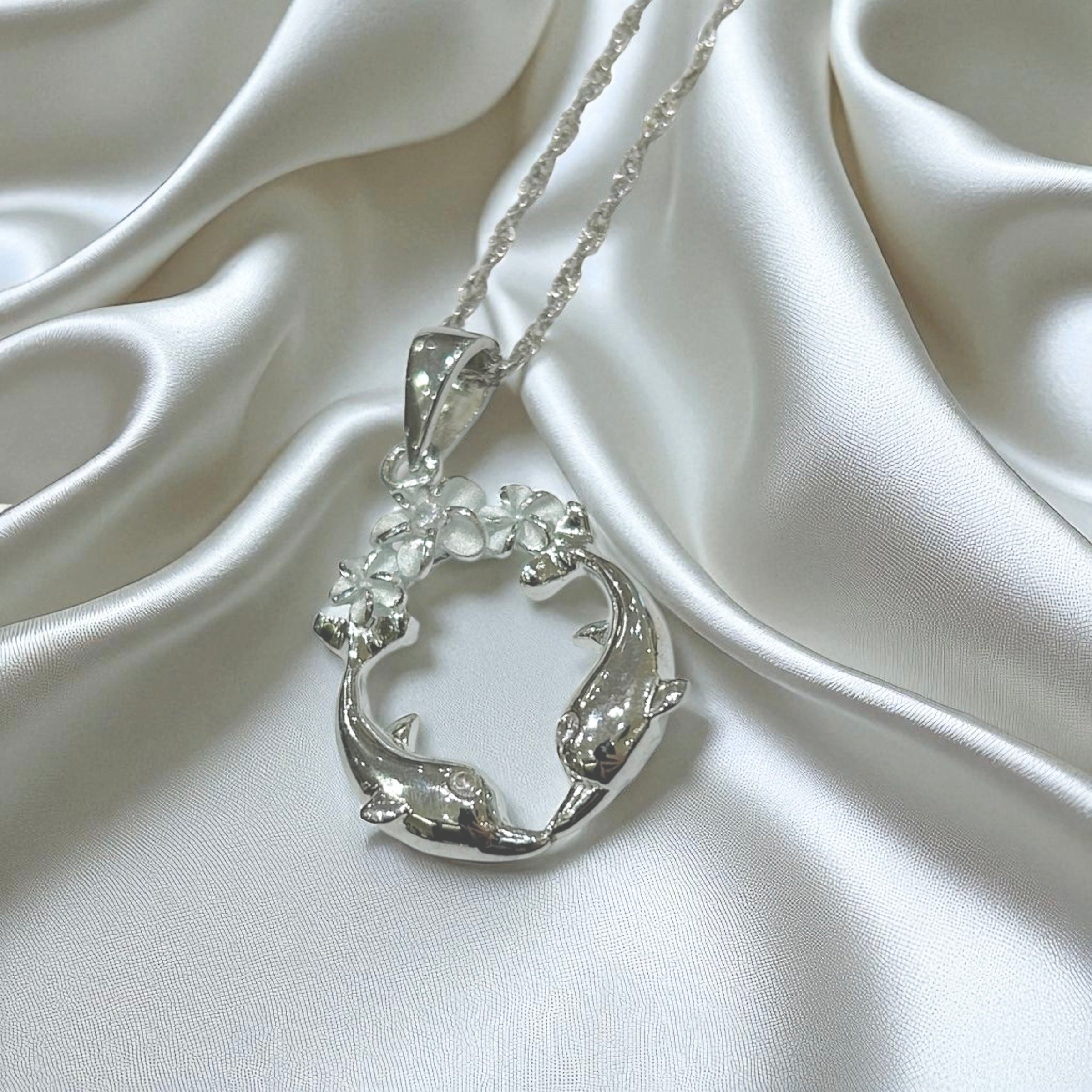 プルメリア&ツインイルカペンダント 【2-6543】