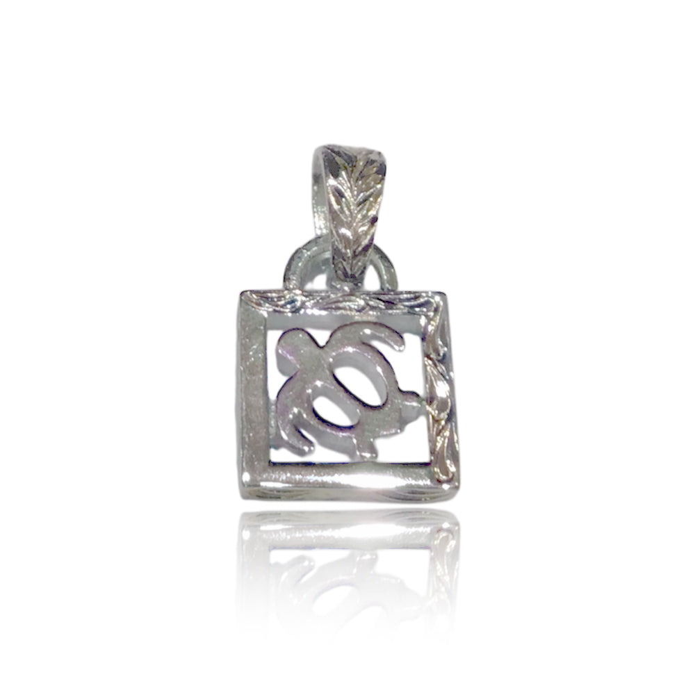 ヘビー透かしホヌスクエアペンダント 【2-7373】