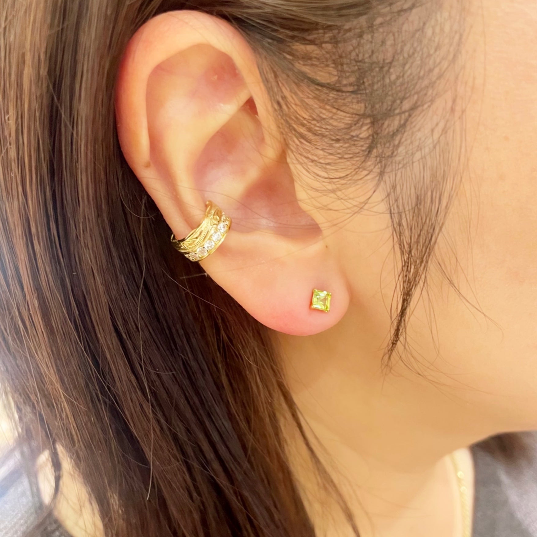 片売り・K18スクエアペリドットピアス 【12-2656】