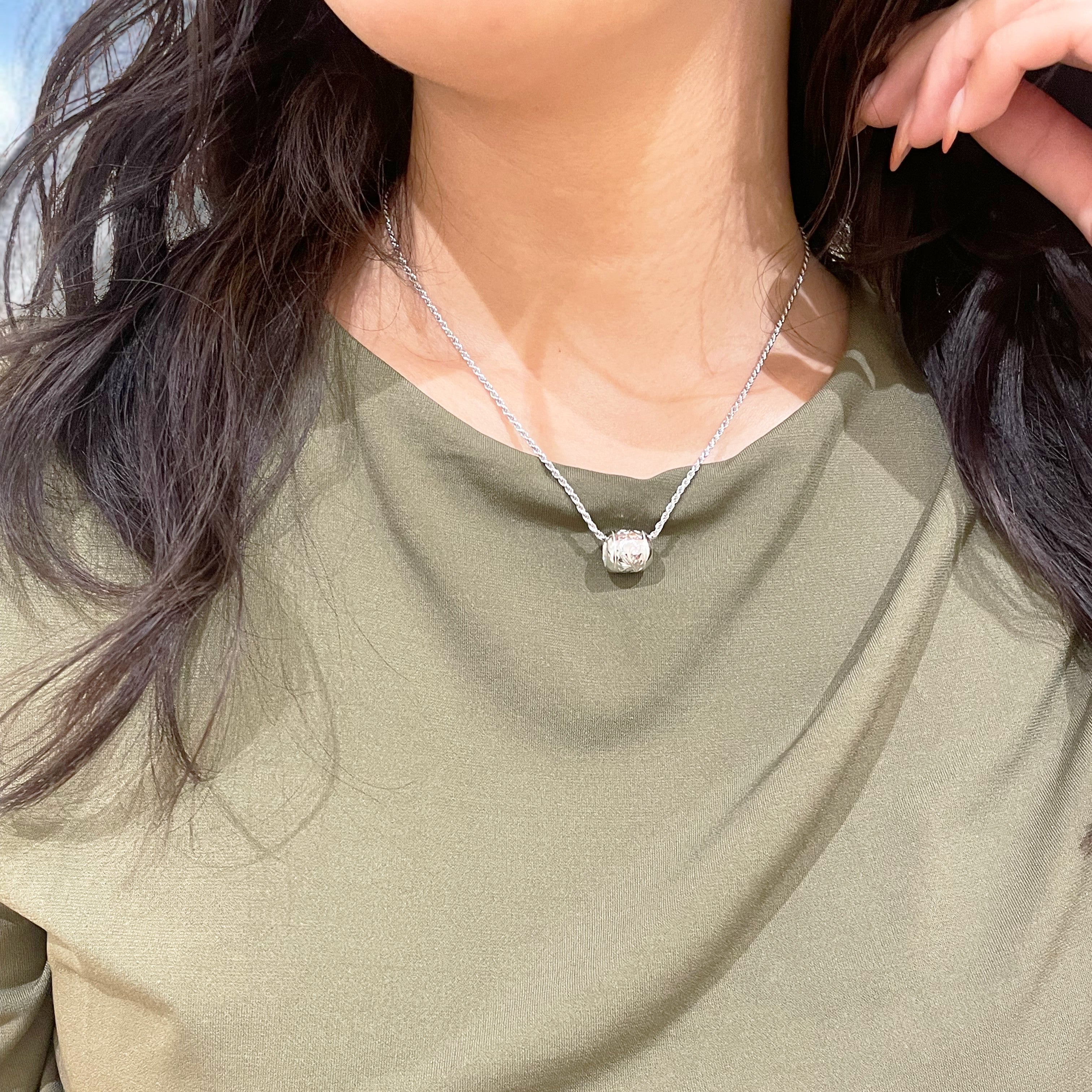 スクロールバレルペンダント 【2-5829】