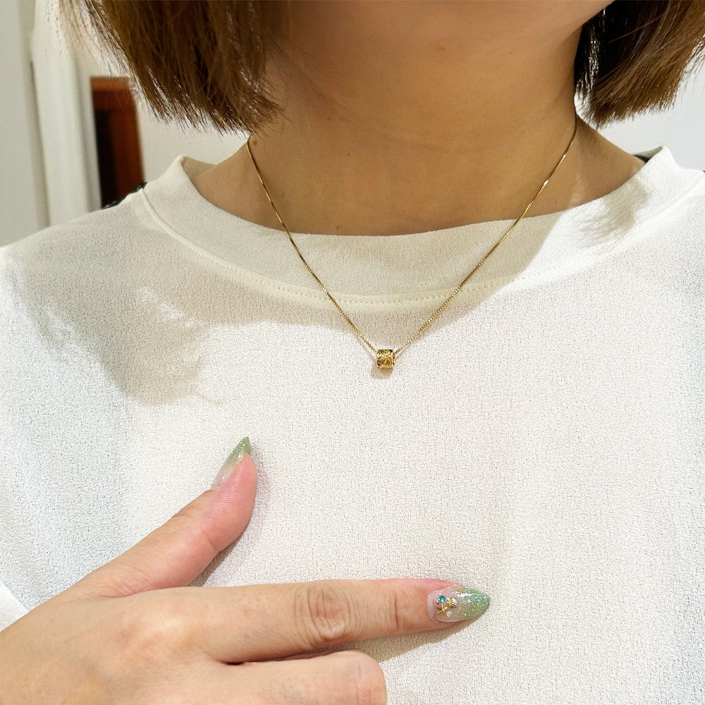 スクロールカットアウトバレルペンダント 【2-6260】