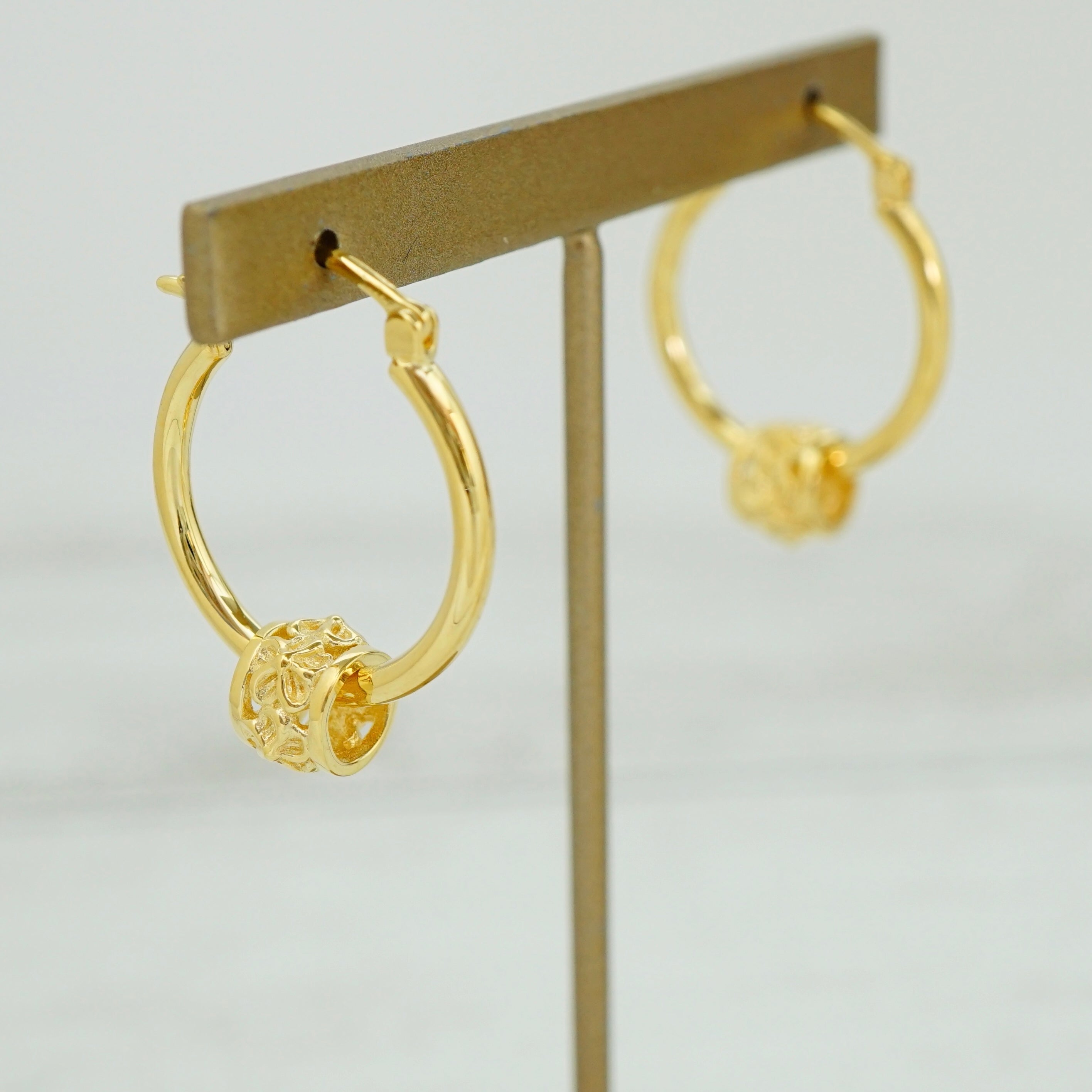 プルメリアバレルフープピアス 【4-0570】