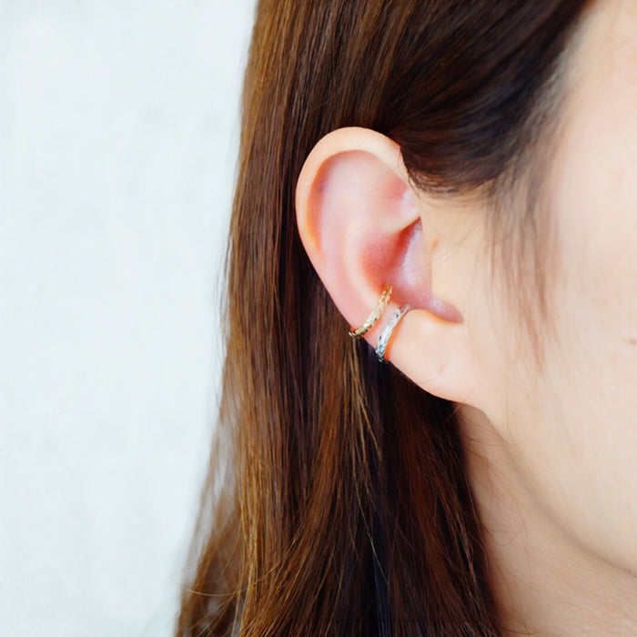 シルバー手彫りイヤーカフ 【4-2772】