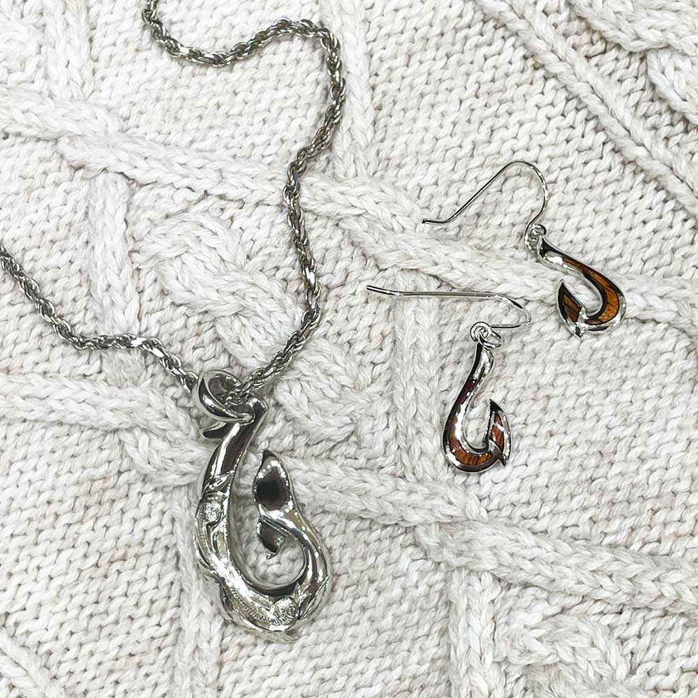 コアウッドフィッシュフックピアス 【4-3557】