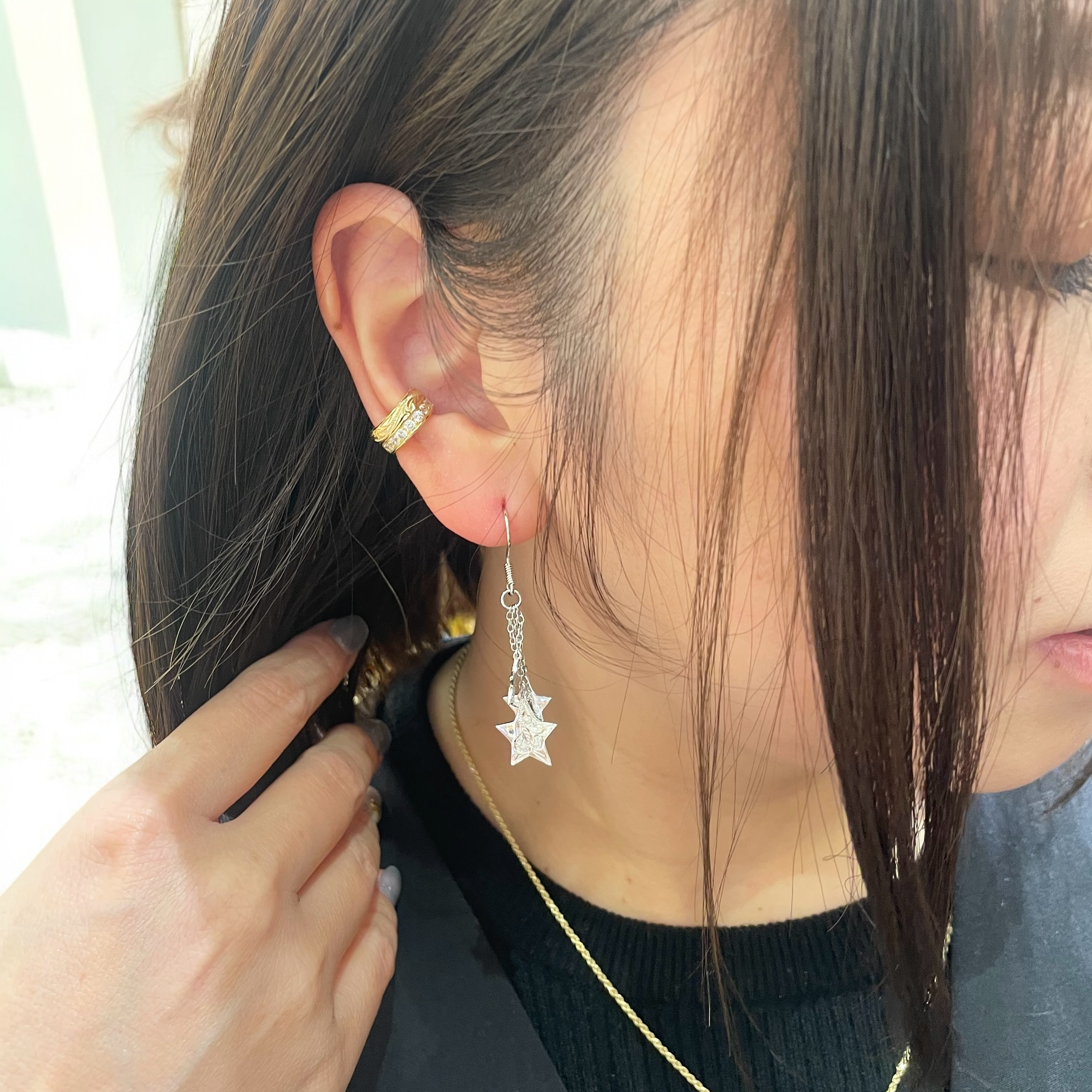 スクロールトリプルスターフックピアス 【4-4479】