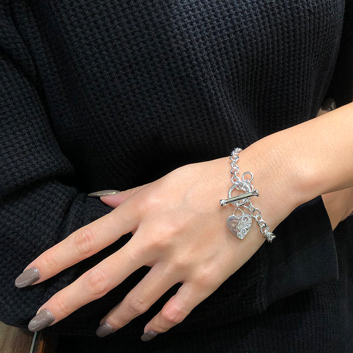 スクロールハートチャーム付チェーンブレスレット【5-1040】