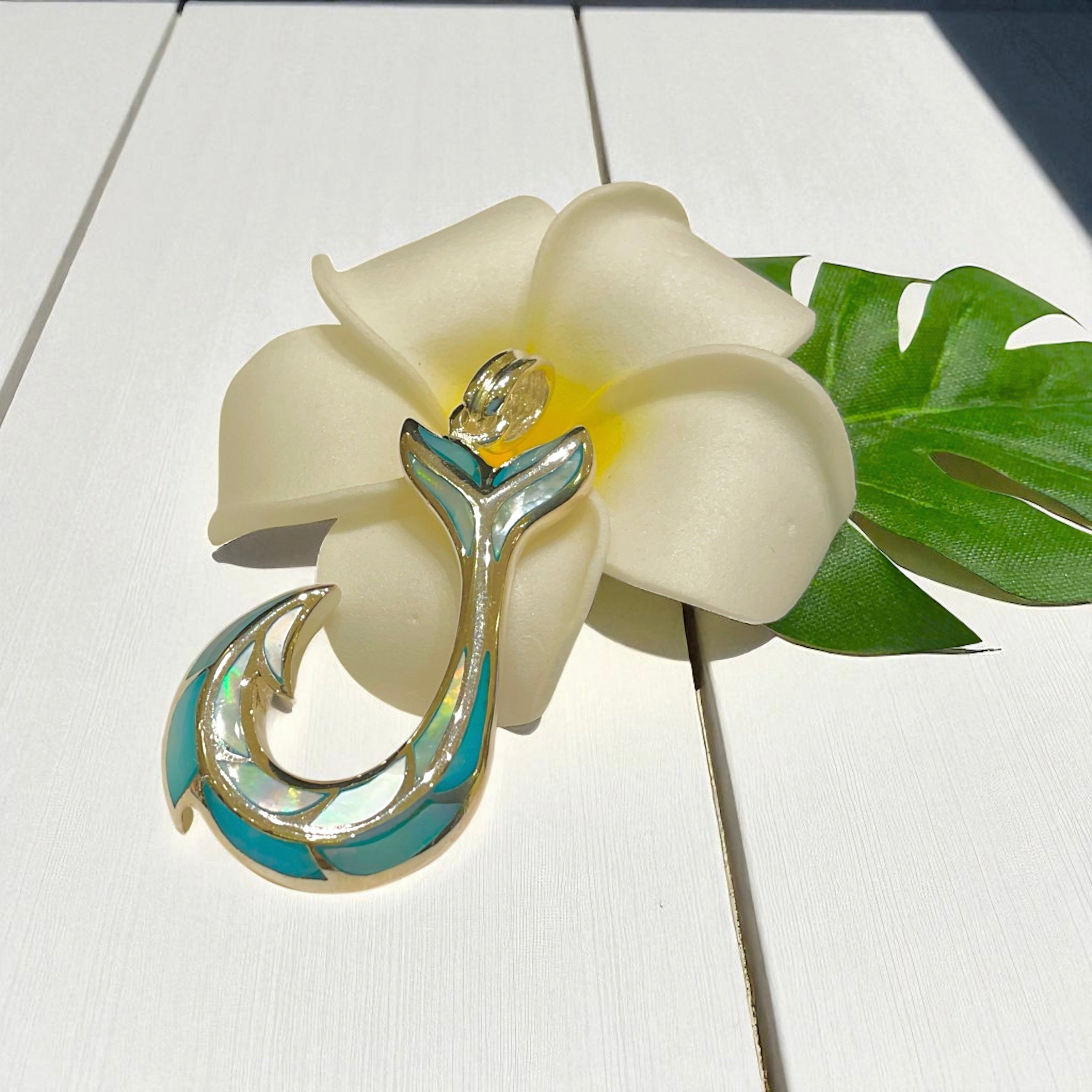 シェルフィッシュフックペンダント(L) 【2-7359】