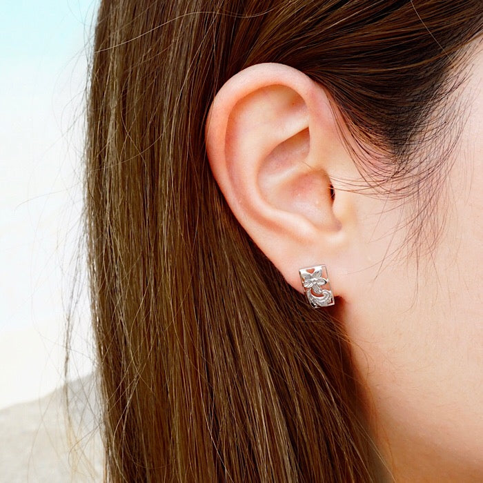 K14 透かしプレートピアス 【9-0469】