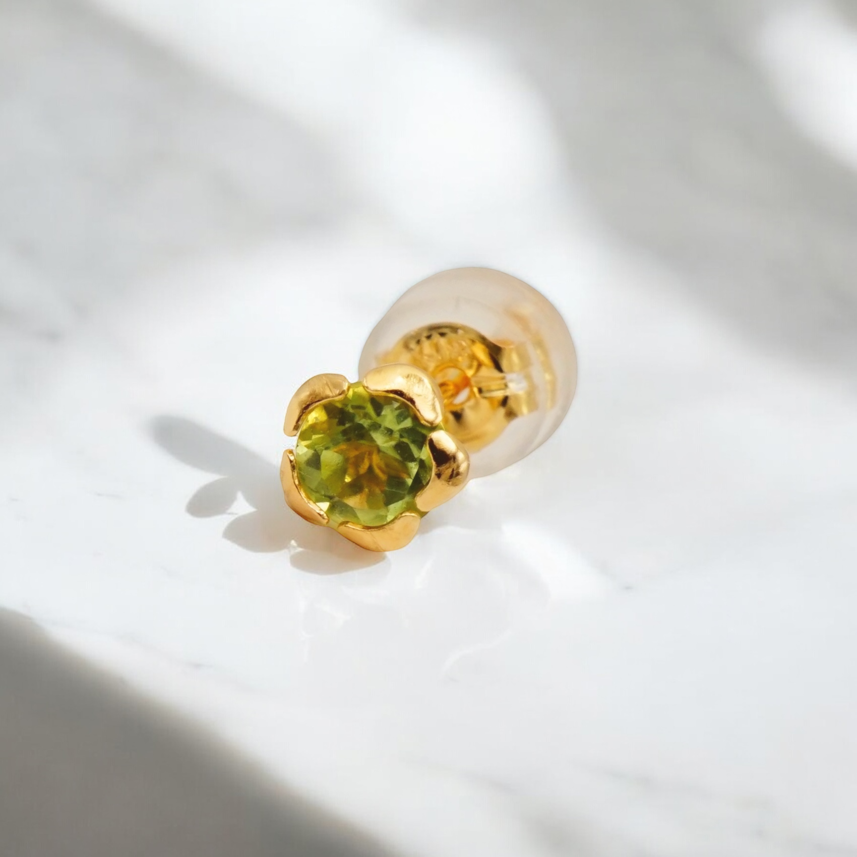 片売り・K18プルメリア・ペリドットDiaピアス 【12-2649】