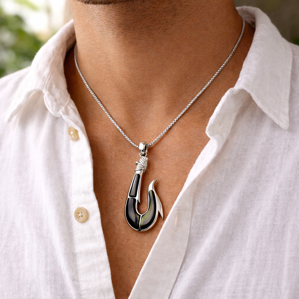ブラックシェルフィッシュフックペンダント(L) 【2-7441】