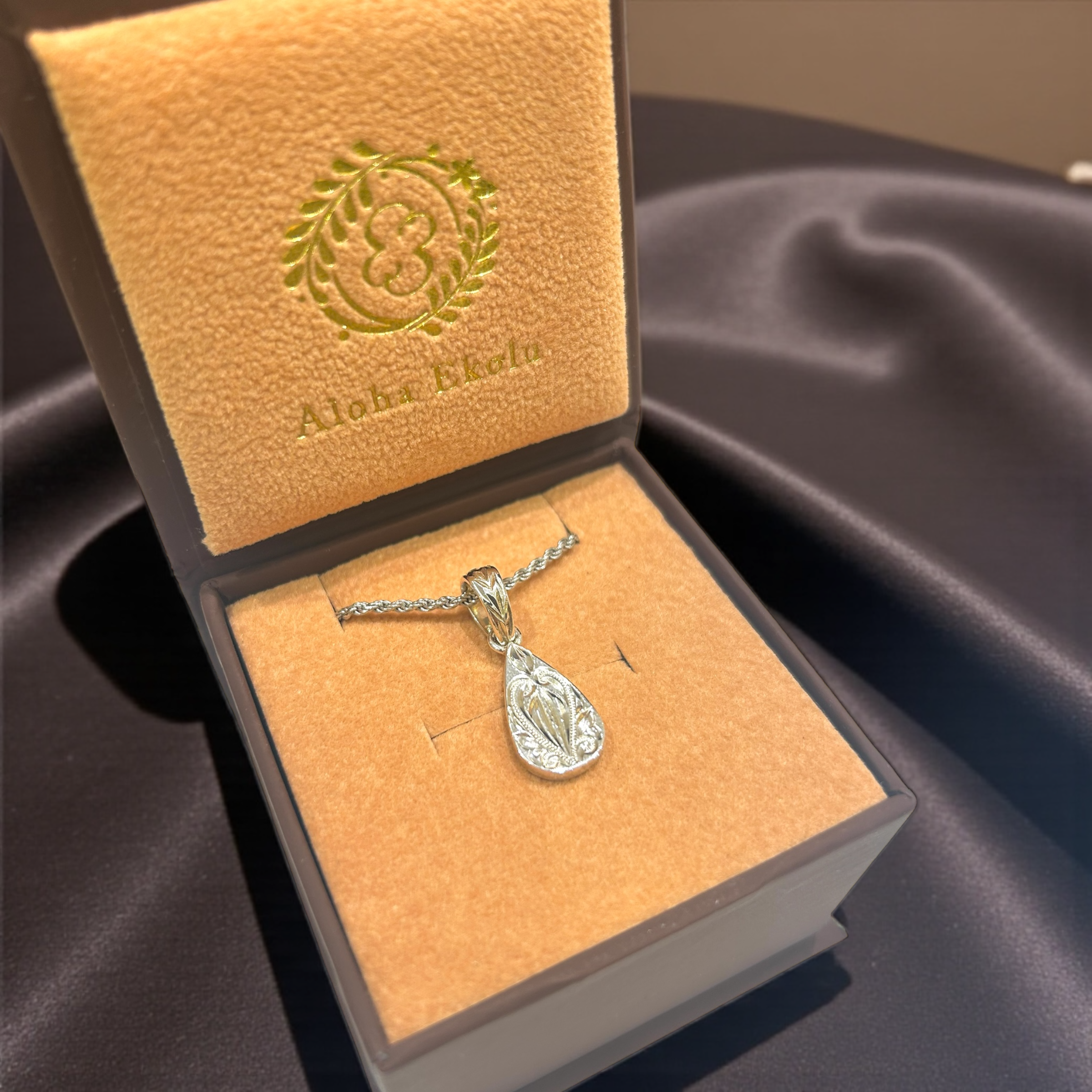 ドロップペンダント(バチカンマイレ) 【2-2460】