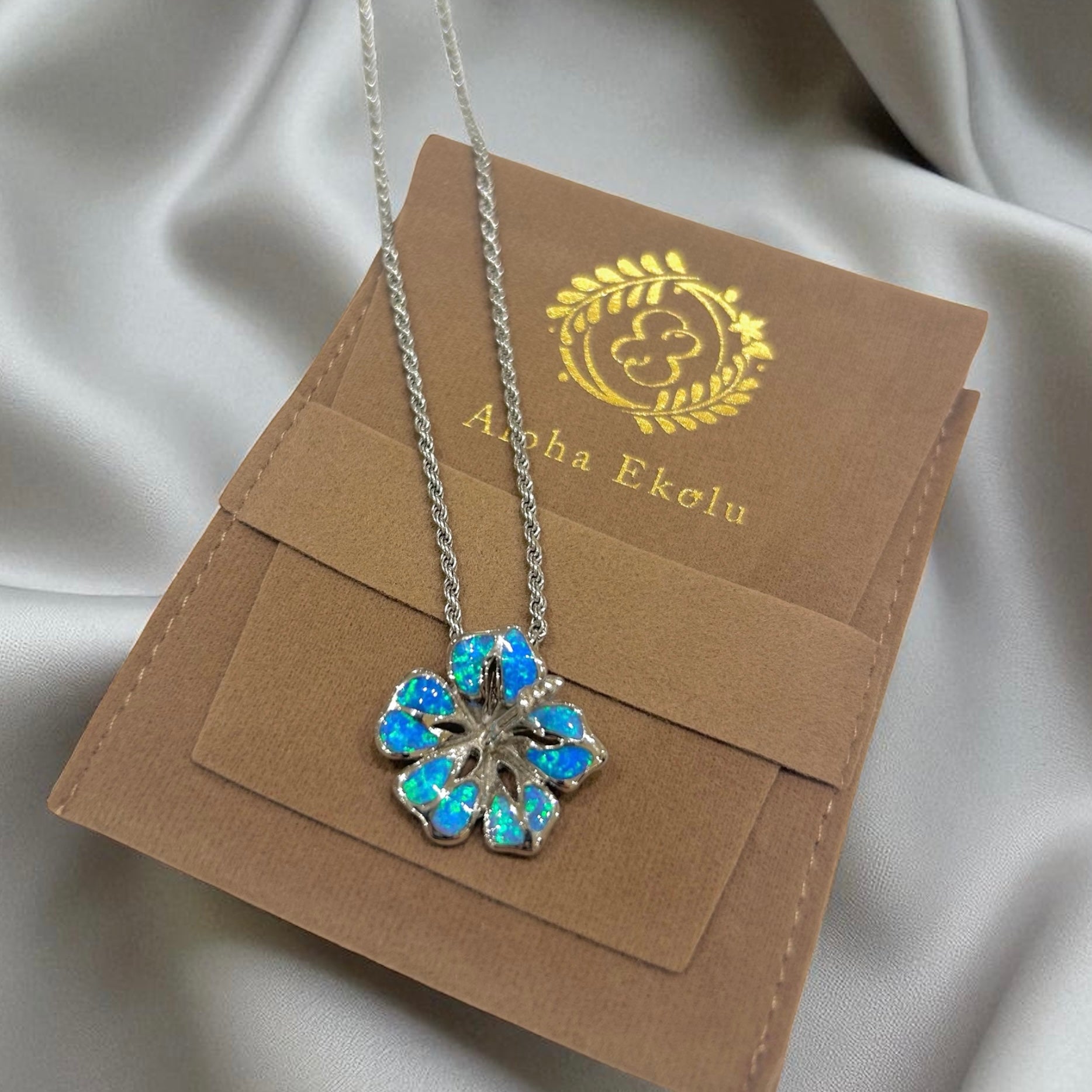 オパールハイビスカスペンダント 【2-1784】