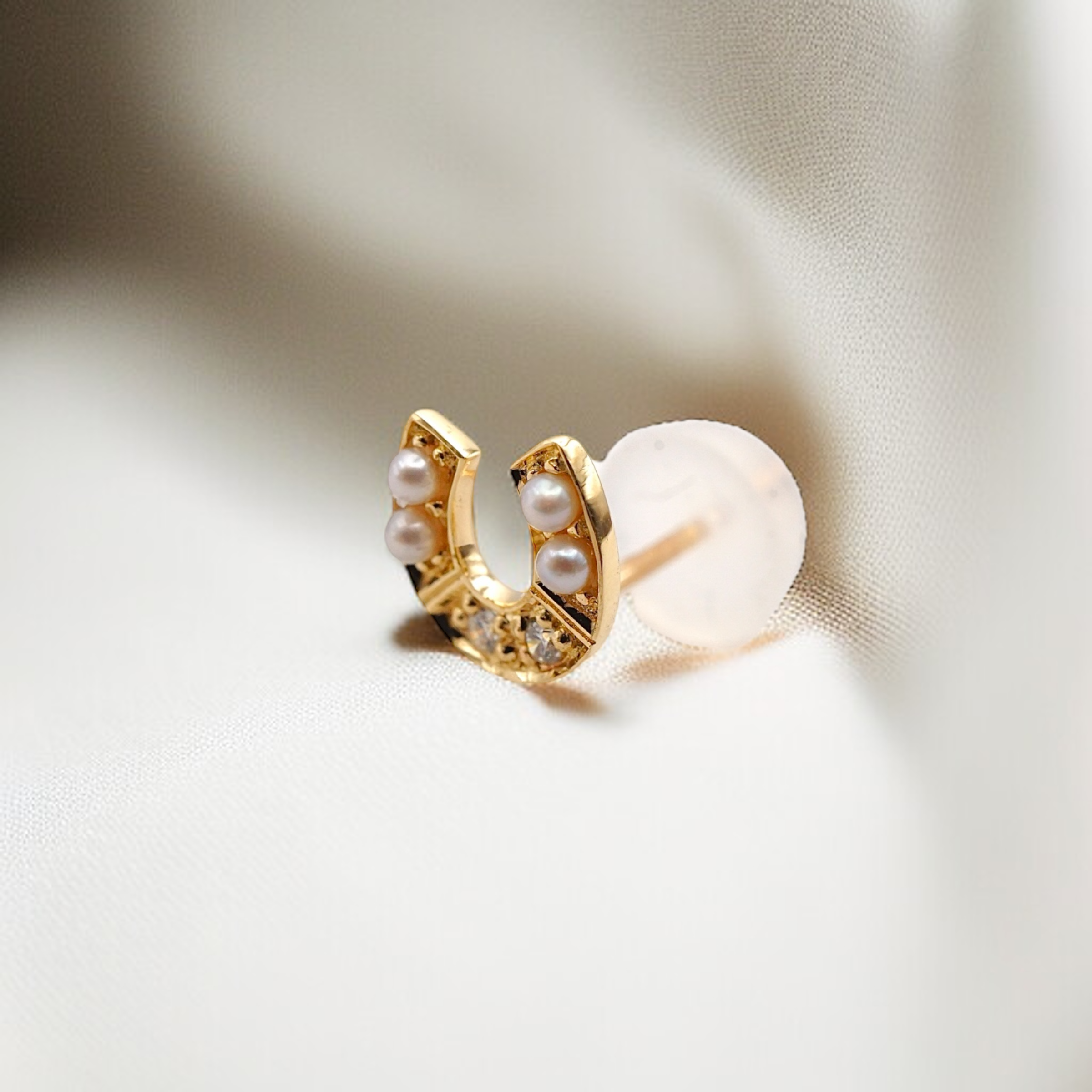 片売り K10 Dia&パール馬蹄ピアス 【12-2717】