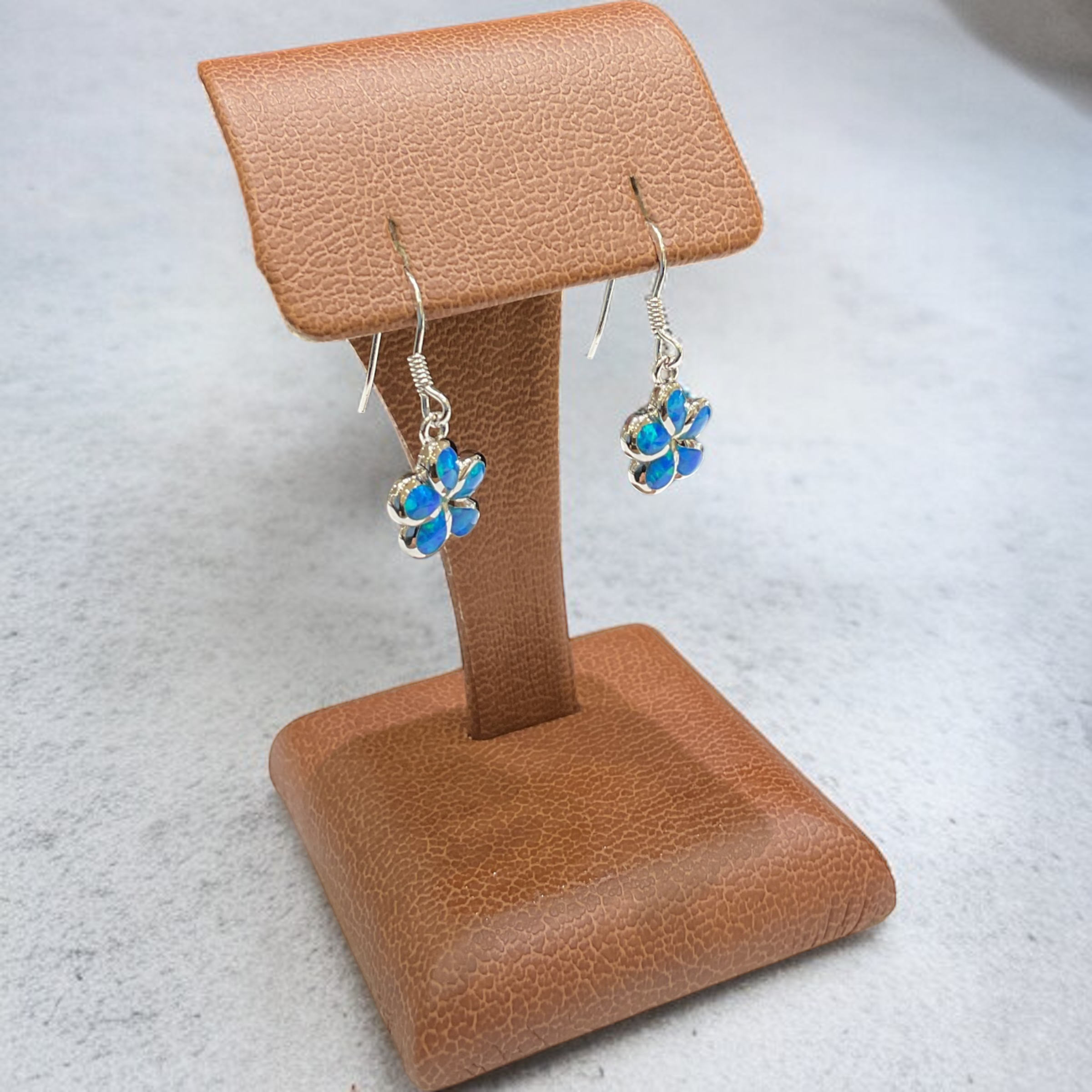 オパールプルメリアピアス 【4-1119】