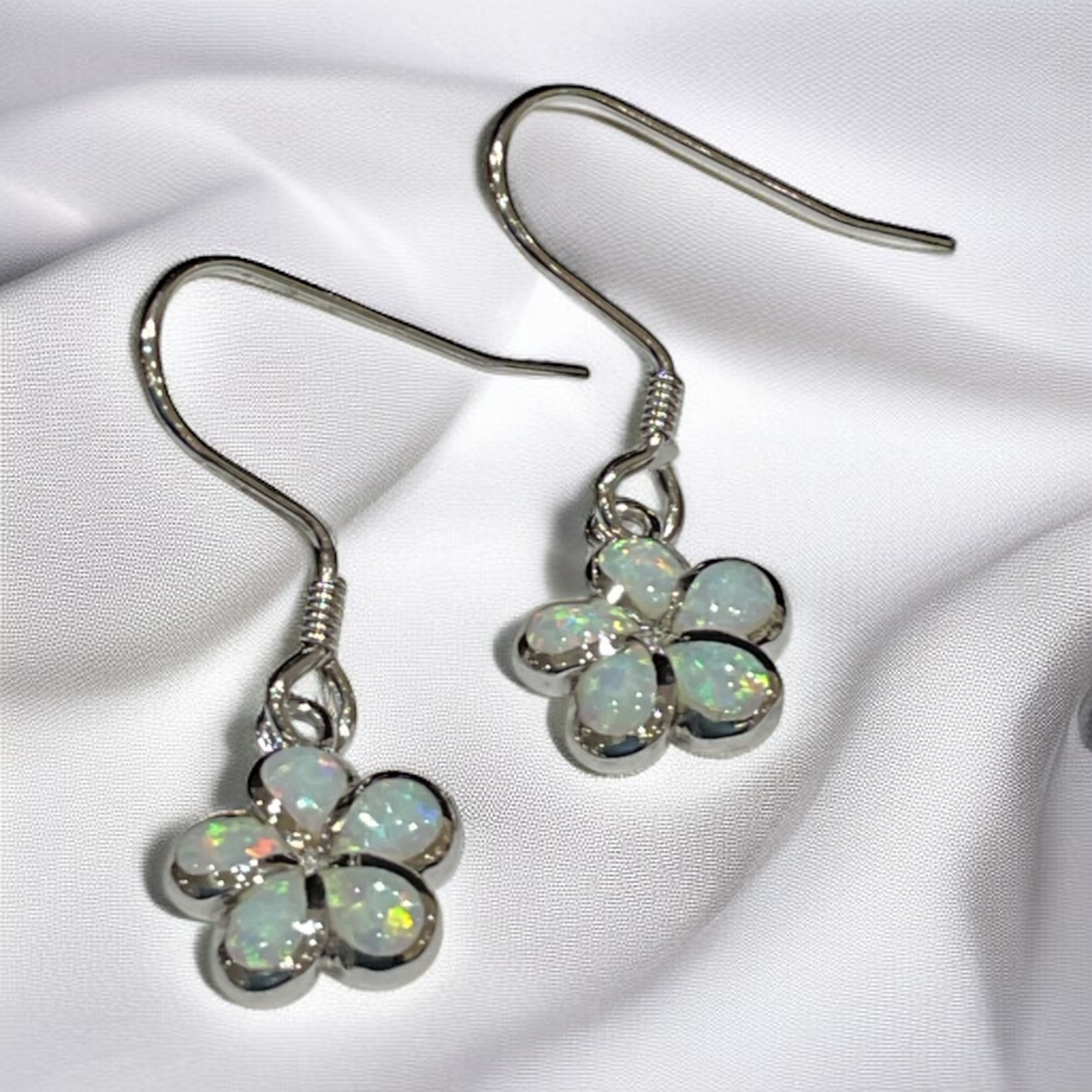 オパールプルメリアピアス 【4-1119】