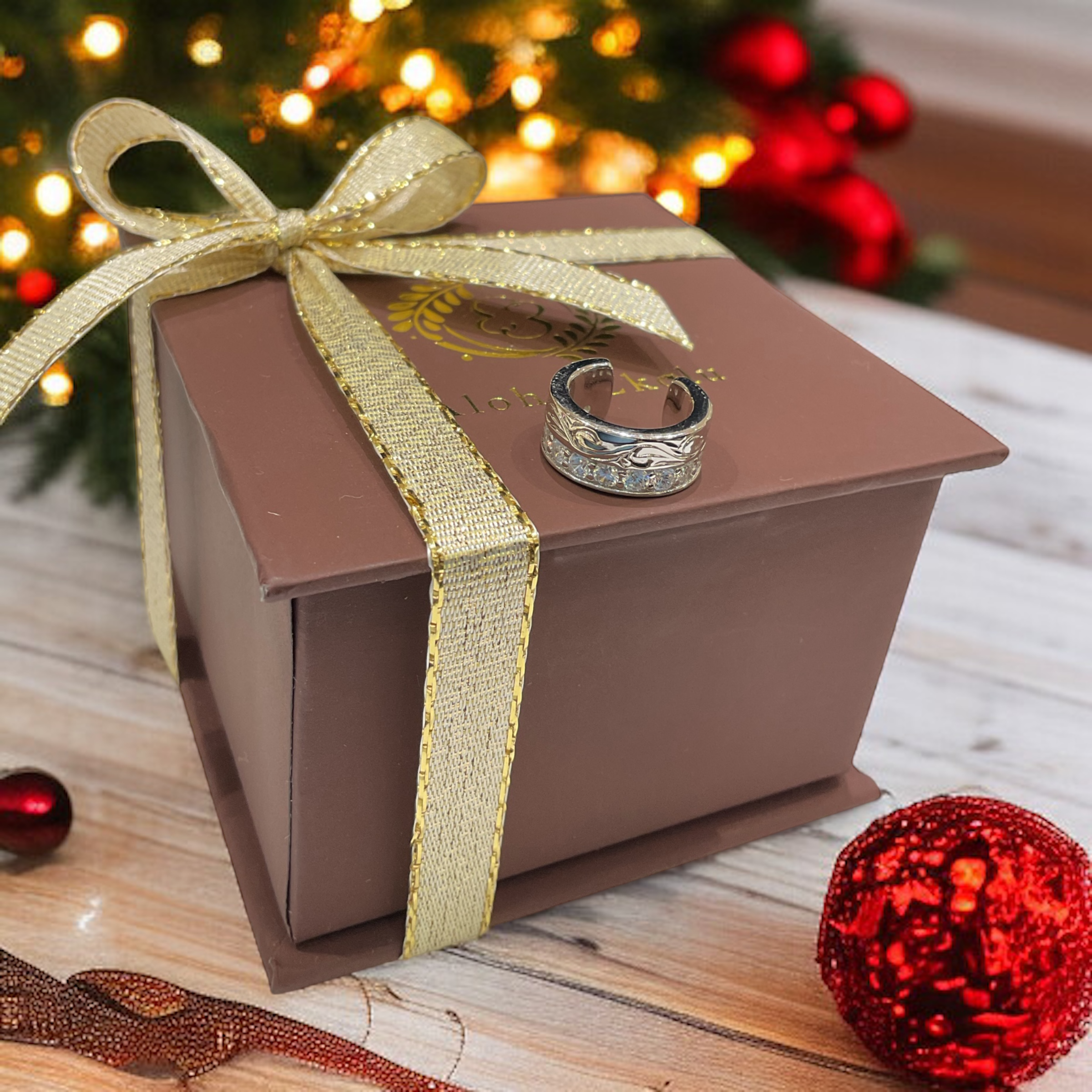 スクロールハーフキュービックジルコニアイヤーカフ 【4-4622】