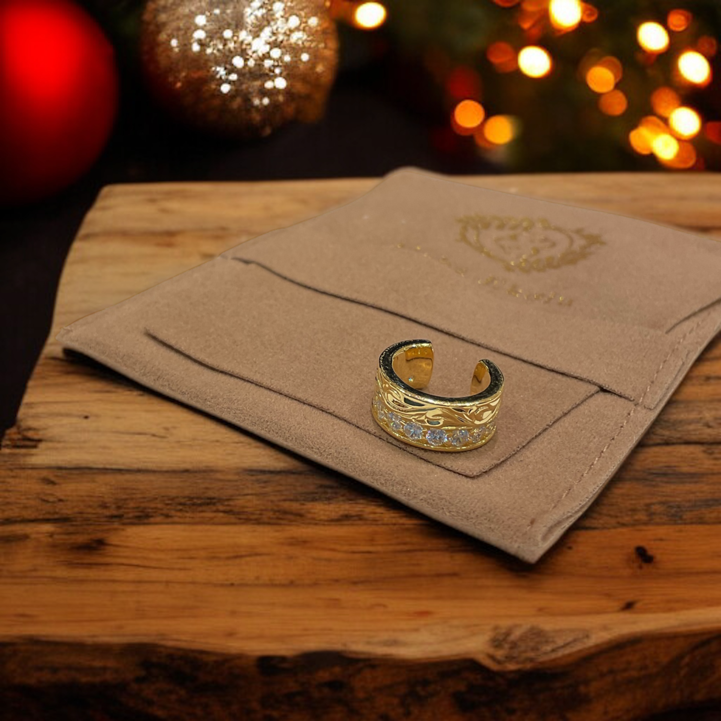 スクロールハーフキュービックジルコニアイヤーカフ 【4-4622】