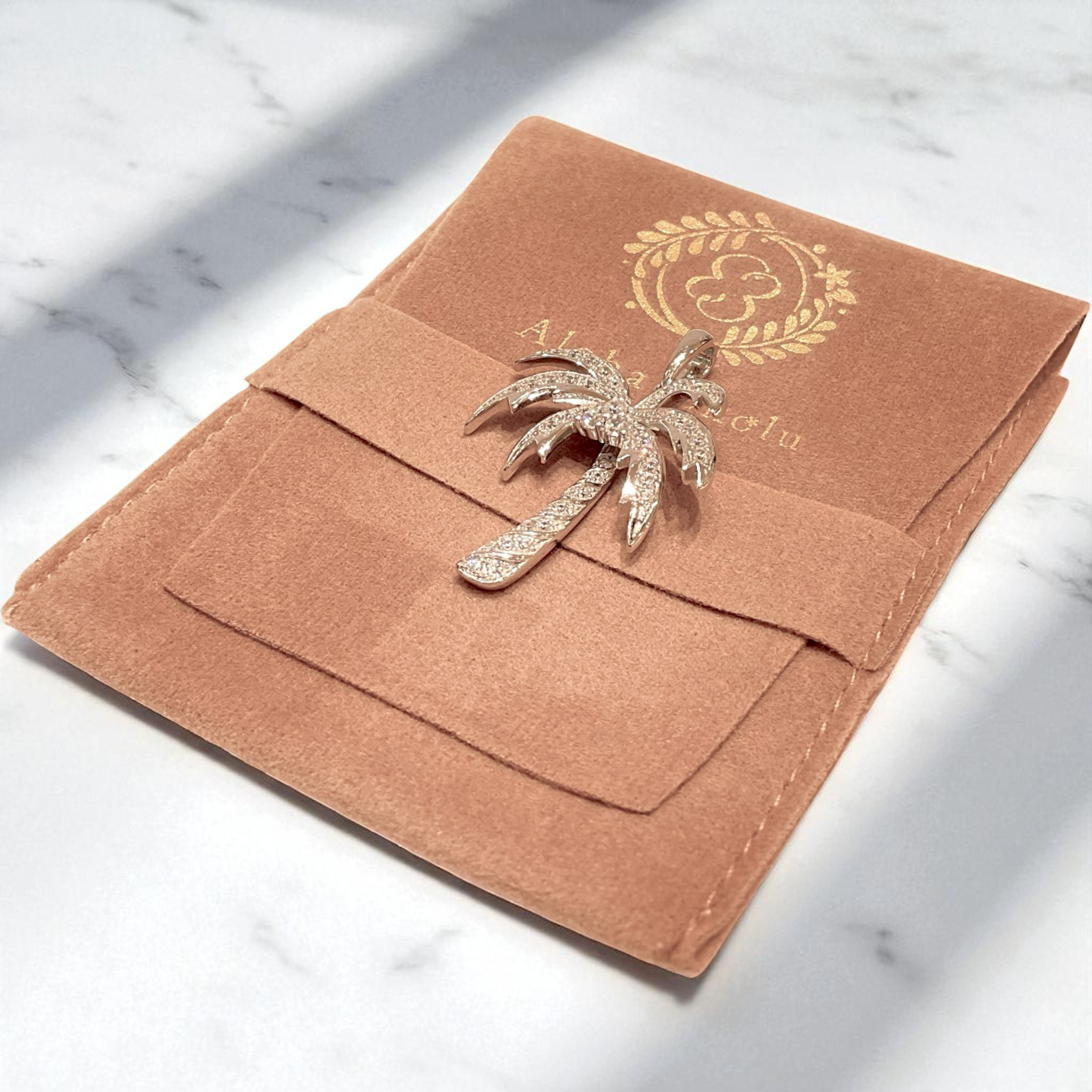 パームツリーパヴェペンダント　【2-6246】