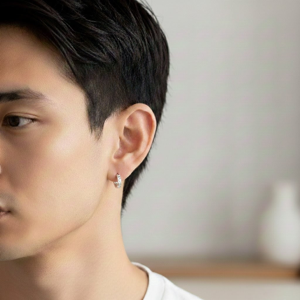 スクロール彫りフープピアス　【4-0402】