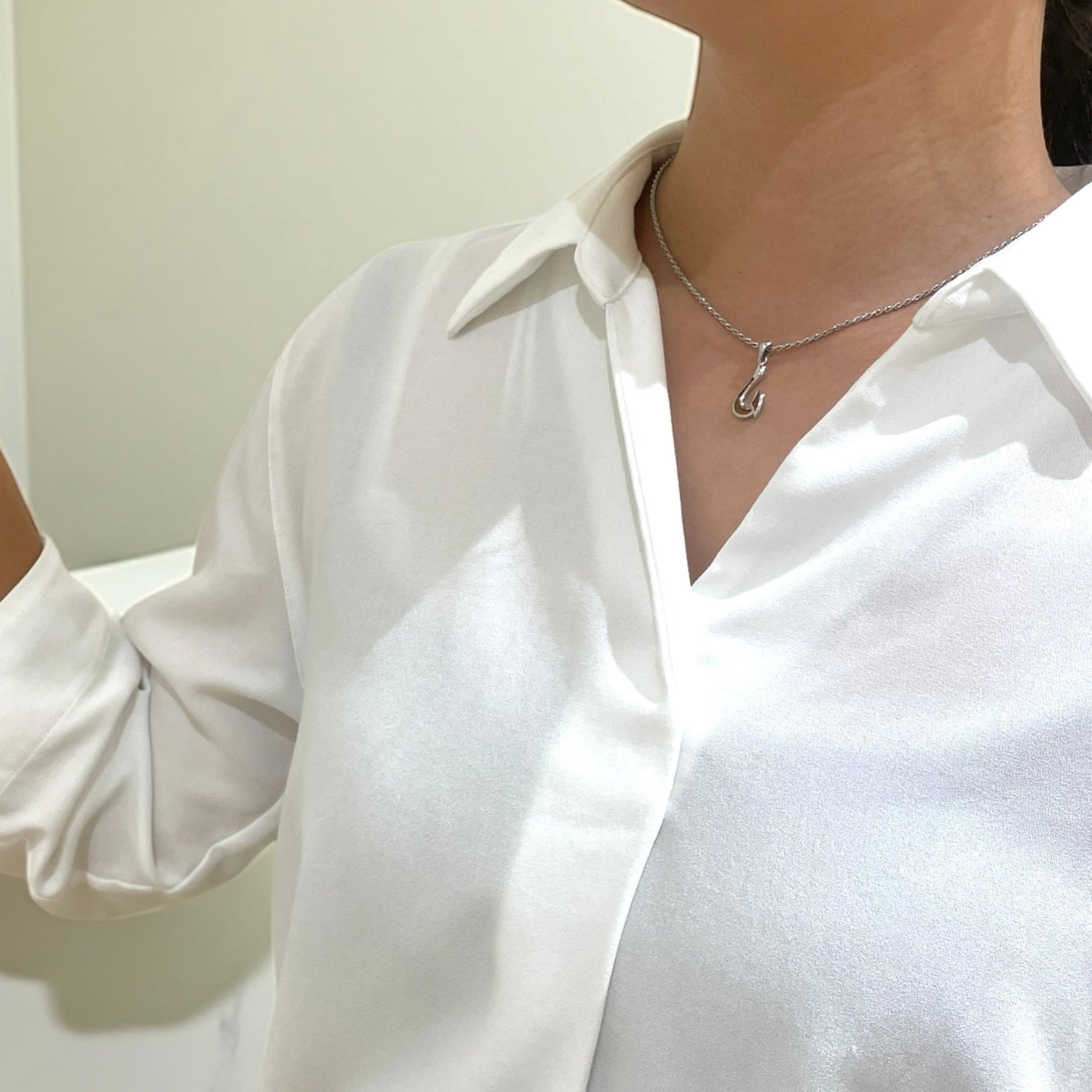 ミニコアフィッシュフックトップペンダント　【2-6130】