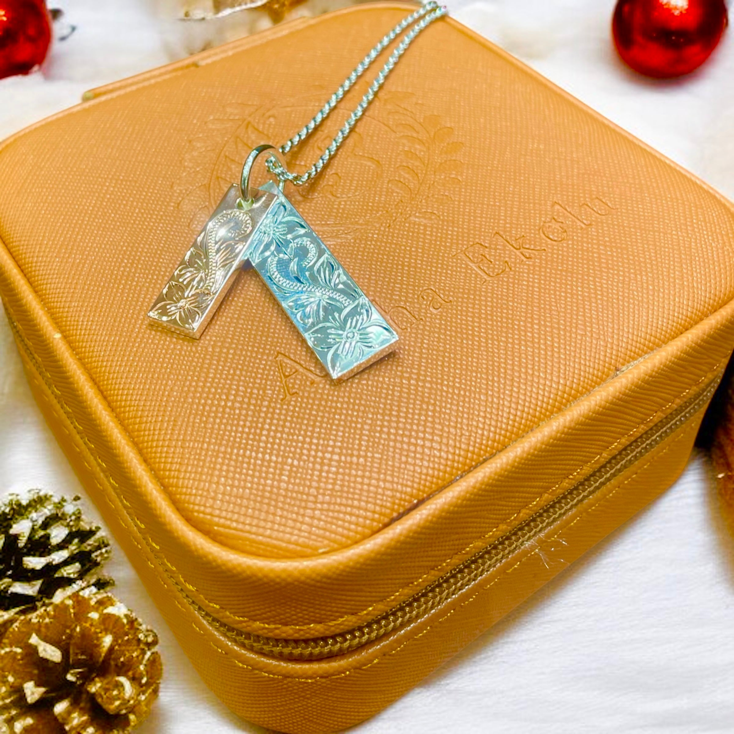 2トーン2連プレートペンダント　【2-7076】