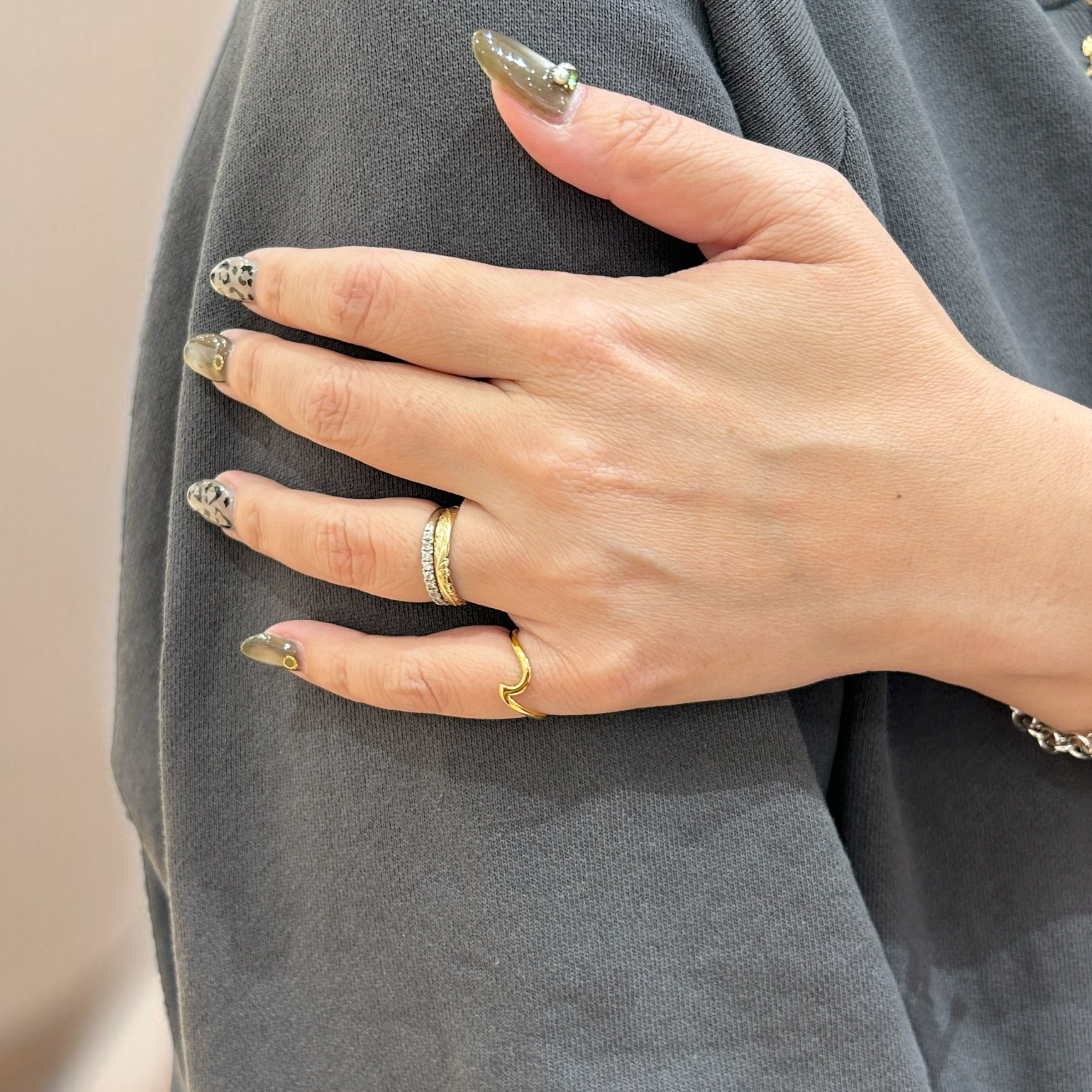 ウェーブトゥリング　【3-7020】