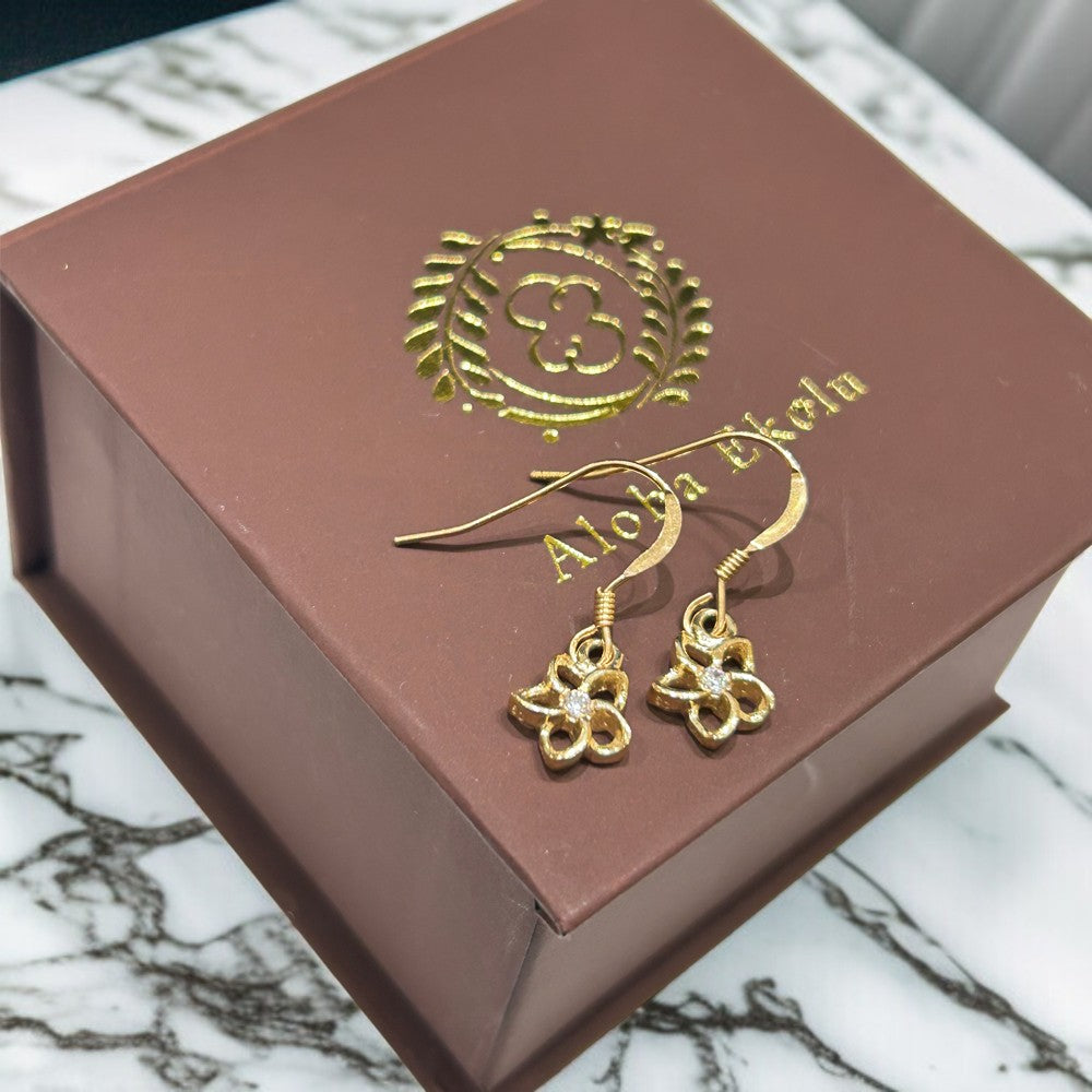 K14透かしプルメリアピアス　【9-1268】