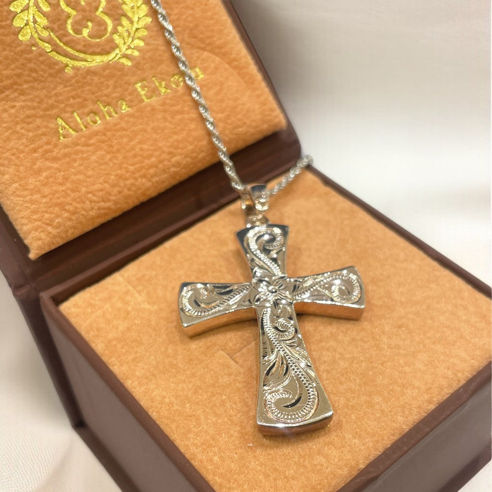 スクロールクロスペンダント　【2-2200】