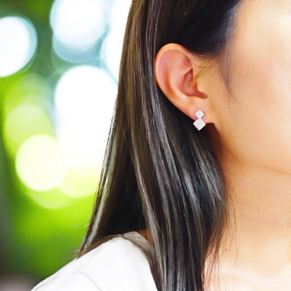 ダブルスクエアCZピアス　【4-3014】